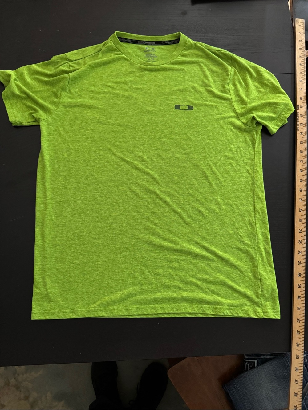 Oakley Men’s Neon Lime Green Short Sleeve Performance Tee